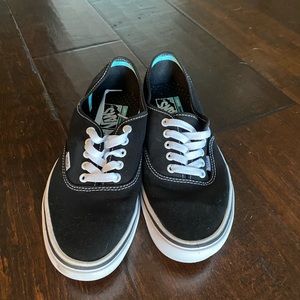 Brand New Cumfy Cush Black Vans size 10 women’s